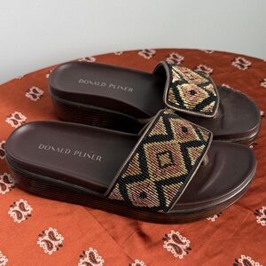 Donald J. Pliner Multicolor Geometric Slide Sandals